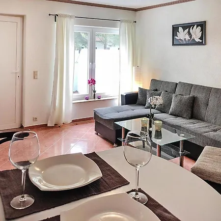 Apartment With Terrace At The Kummerower In Sommersdorf *